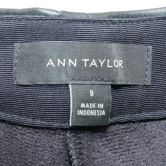 Elegant Black Women's Pants - Picture 6 of 7